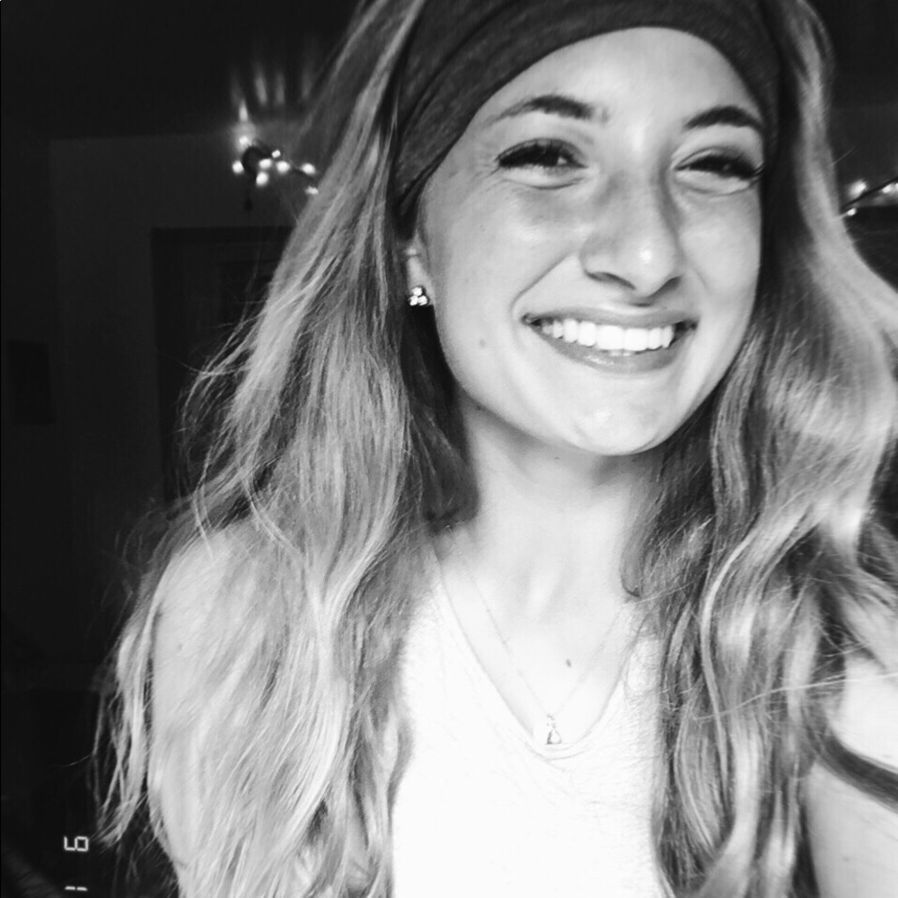 Meet your Posher, Calista